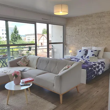 Appart'homecity - Grand Prieuré - 1 à 3 *