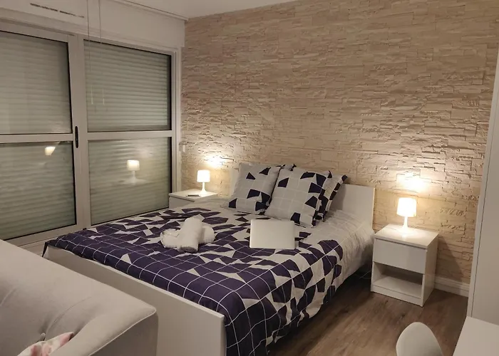 Appartement Appart'homecity - Grand Prieuré - 1 à 3 *